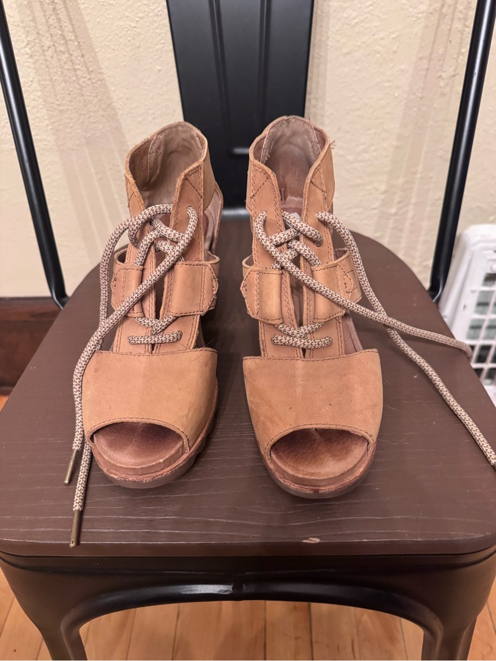 Sorel Tan Suede Leather sandals